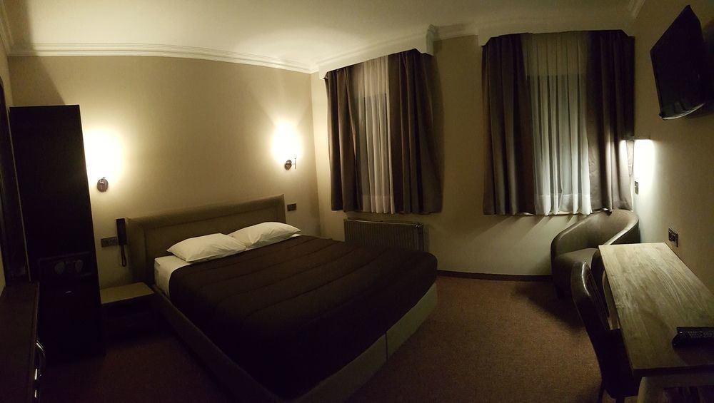Hotel Le Chantecler ブリュッセル エクステリア 写真