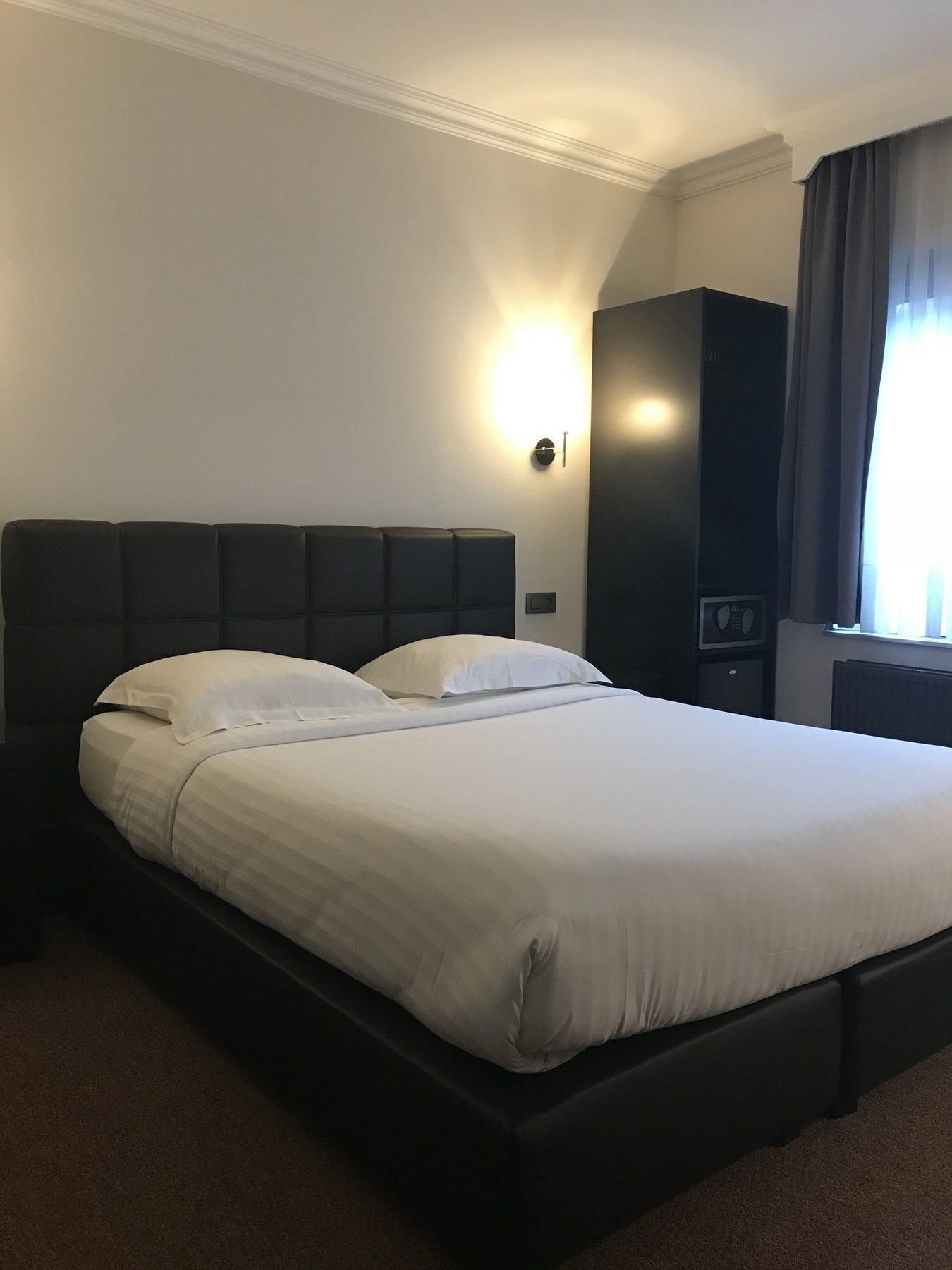 Hotel Le Chantecler ブリュッセル エクステリア 写真